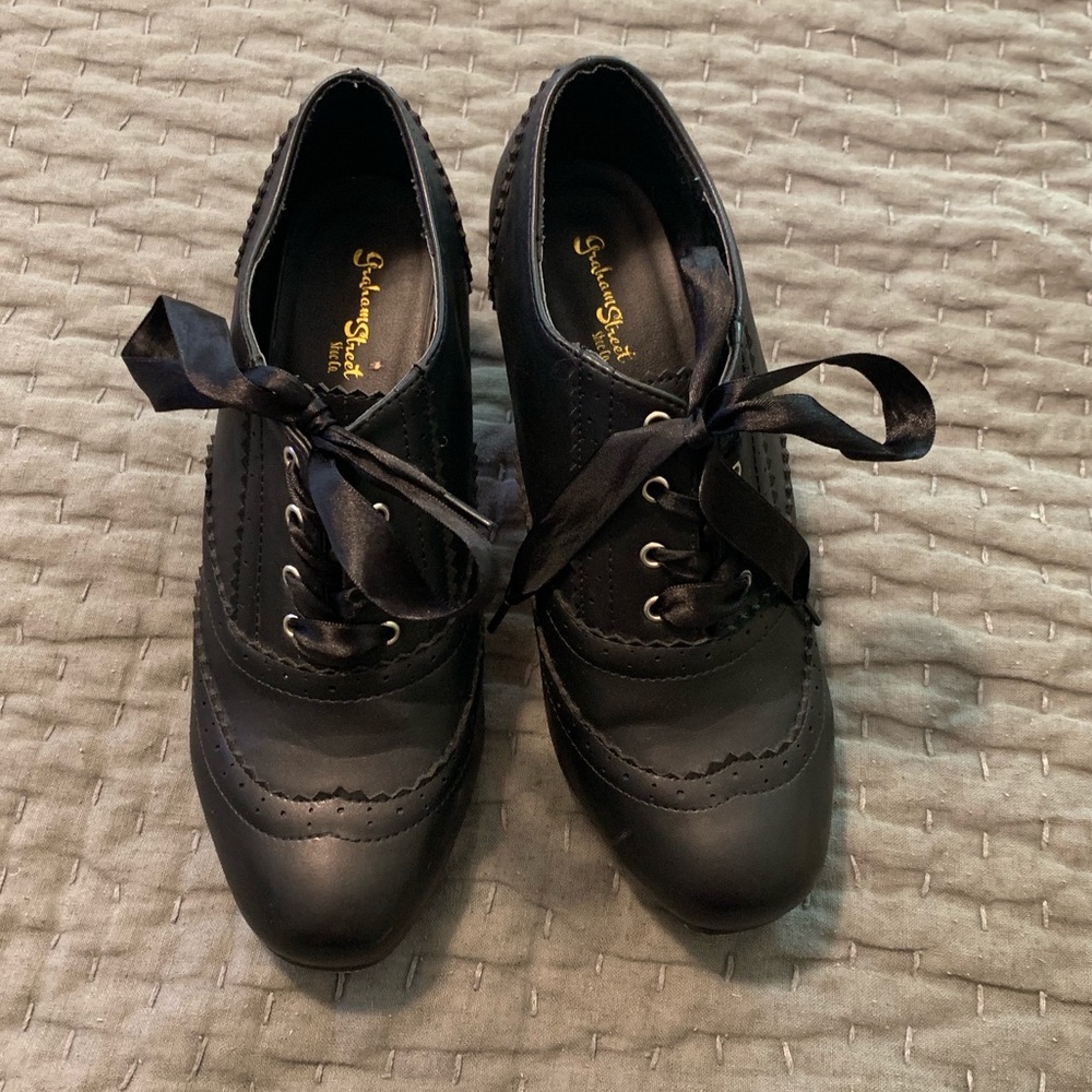 Lace-up Graham Street Heels